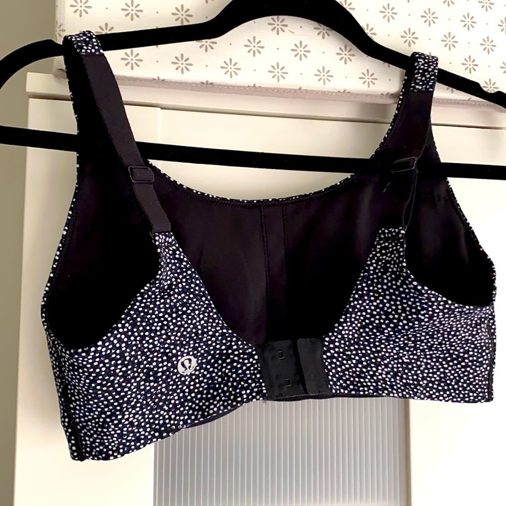 Lululemon sportsbra